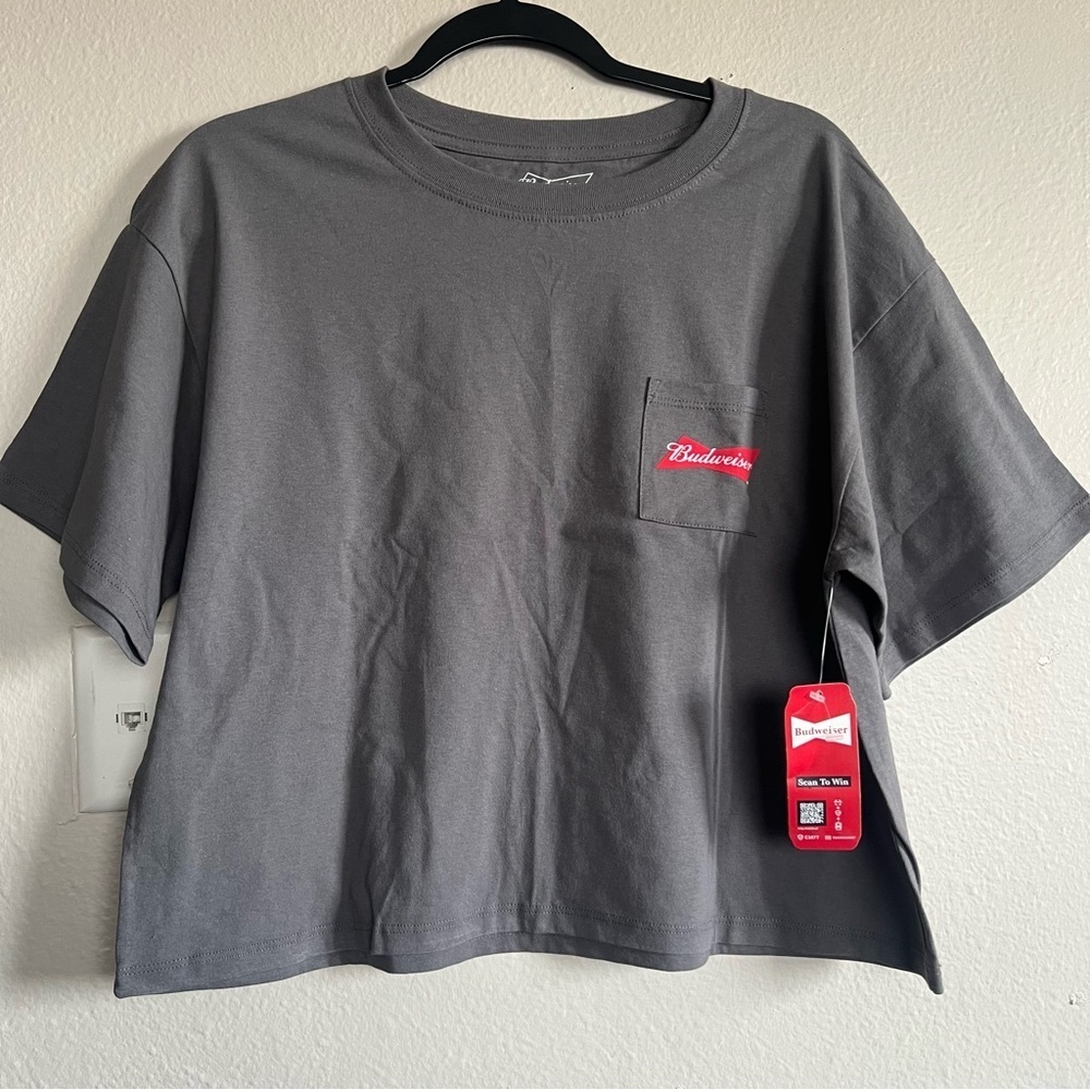 Budweiser Womans Budweiser T-shirt with front pocket size XL